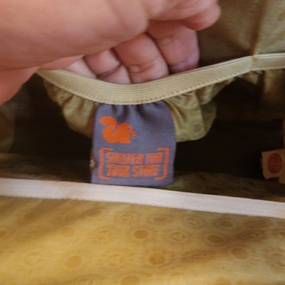 Merrell Shoulder Bag With James Lindars Design Shelter For Your Stuff - Picture 5 of 7